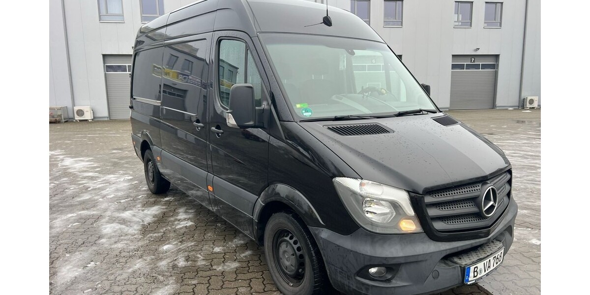 Mercedes-Benz Sprinter 160.000 km 16.900 &euro; Berlin 10178