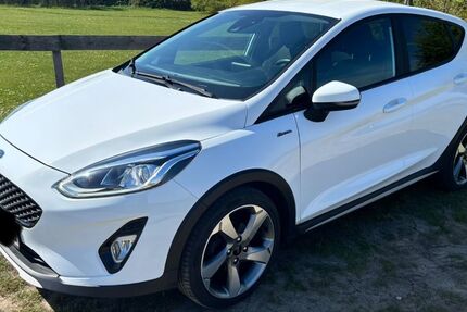 Ford Fiesta 99.000 km 8.250 &euro; Linden 35440