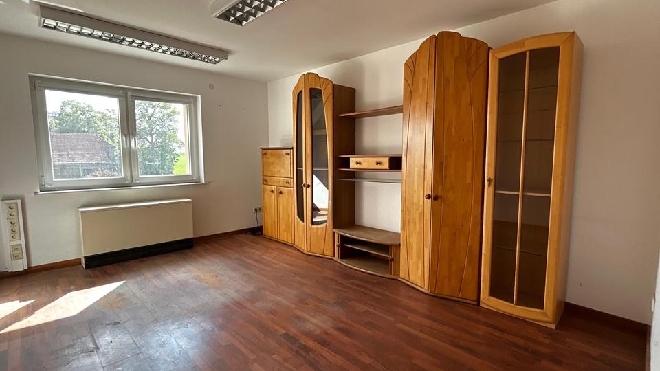 Einfamilienhaus Jüterbog - 4.5 Zimmer, 105 m&sup2;, 1.300&euro; | Angebot:27625599