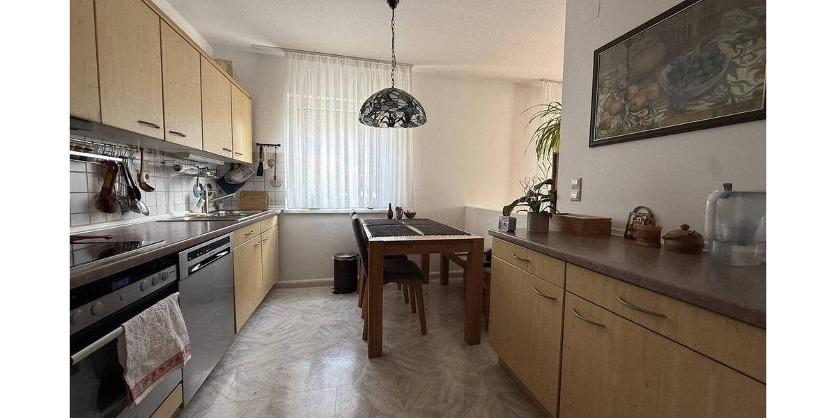 Etagenwohnung Illertissen - 4 Zimmer, 94 m&sup2;, 298.000&euro; | Angebot:26203903