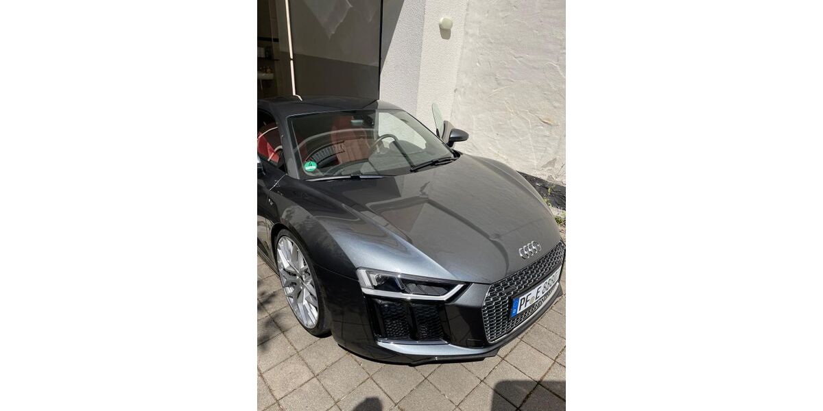 Audi R8 20.000 km 129.897 &euro; Pforzheim 75177