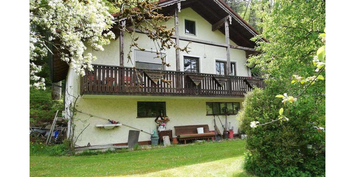 Einfamilienhaus Tacherting - 5 Zimmer, 125 m&sup2;, 695.000&euro; | Angebot:25357163