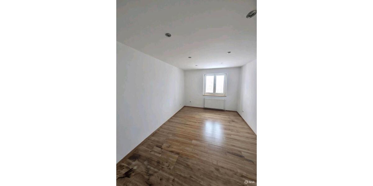 Sehr gepflegtes, neu saniertes, Einfamilienhaus in Waldkirchen 5.5 zimmer