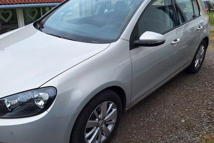 VW Golf 131.000 km 6.350 &euro; Körborn 66871