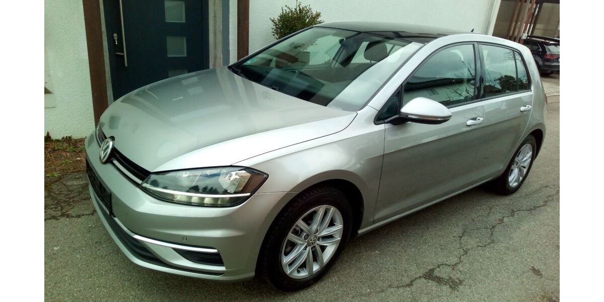 VW Golf 269.000 km 6.600 &euro; Wald-Walbertsweiler 88639
