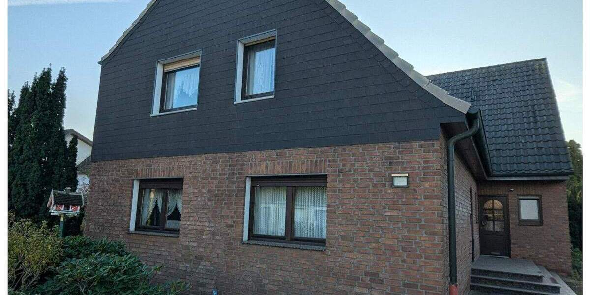 Mehrfamilienhaus, Wohnhaus Voerde - 8 Zimmer, 247 m&sup2;, 499.000&euro; | Angebot:24691287