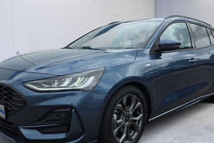 Ford Focus 29.743 km 26.990 &euro; Singen 78224
