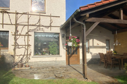 Doppelhaushälfte in ruhiger zentraler Lage 4 zimmer