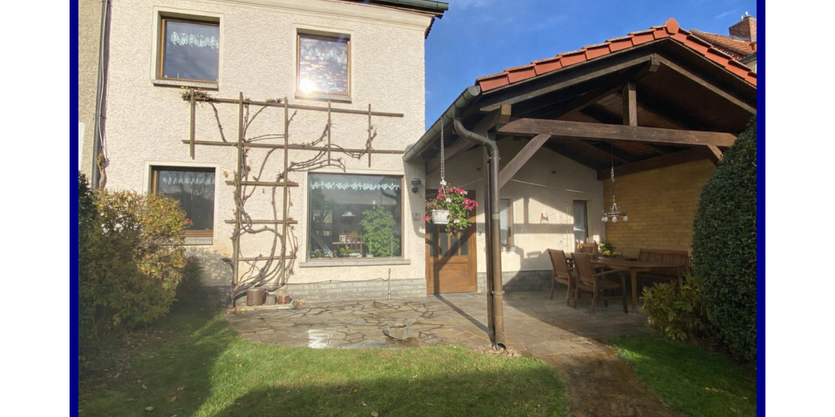 Doppelhaushälfte in ruhiger zentraler Lage 4 zimmer