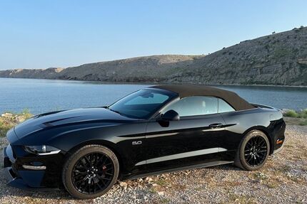 Ford Mustang 10.500 km 43.500 € Starzach 72181
