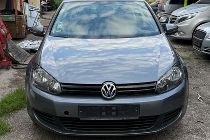 VW Golf 181.353 km 4.500 € Heilbronn 74072