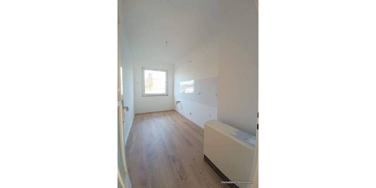 Etagenwohnung Duisburg Untermeiderich - 2 Zimmer, 61 m&sup2;, 500&euro; | Angebot:26815953