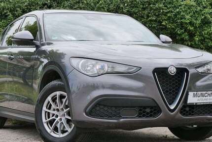 Alfa Romeo Stelvio 136.000 km 17.900 &euro; München 81243