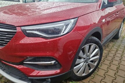 Opel Grandland (X)