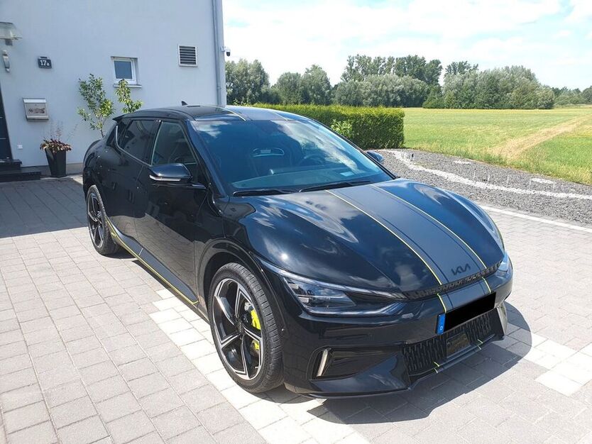 EV6