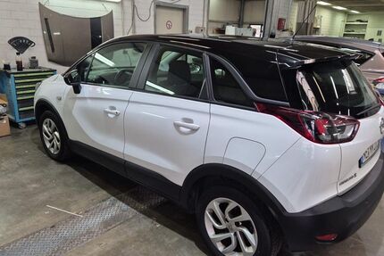 Opel Crossland (X) 61.717 km 8.800 &euro; Willich 47877