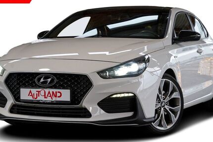 Hyundai i30 99.294 km 17.990 &euro; Hamburg 22761