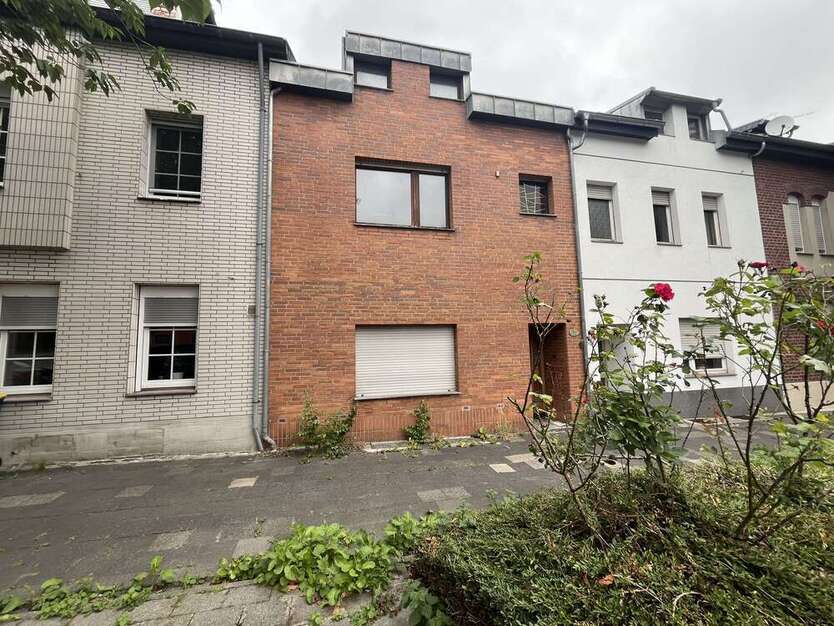 Haus zum Kaufen in Alsdorf 149.000 € 110 m²