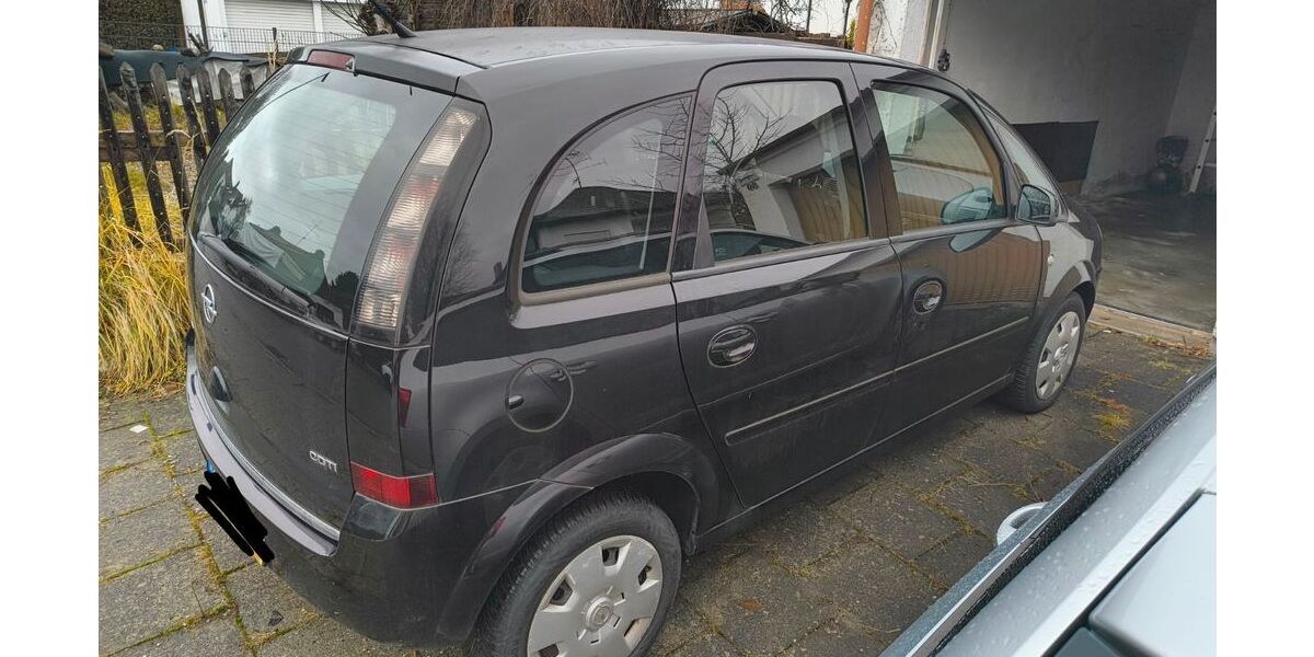 Opel Meriva 120.490 km 1.600 &euro; Germering 82110
