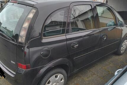 Opel Meriva 120.490 km 950 &euro; Germering 82110