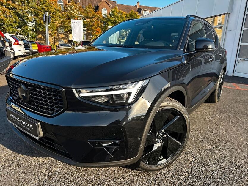 Volvo XC40 15.480 km 42.990 € Siegburg 53721