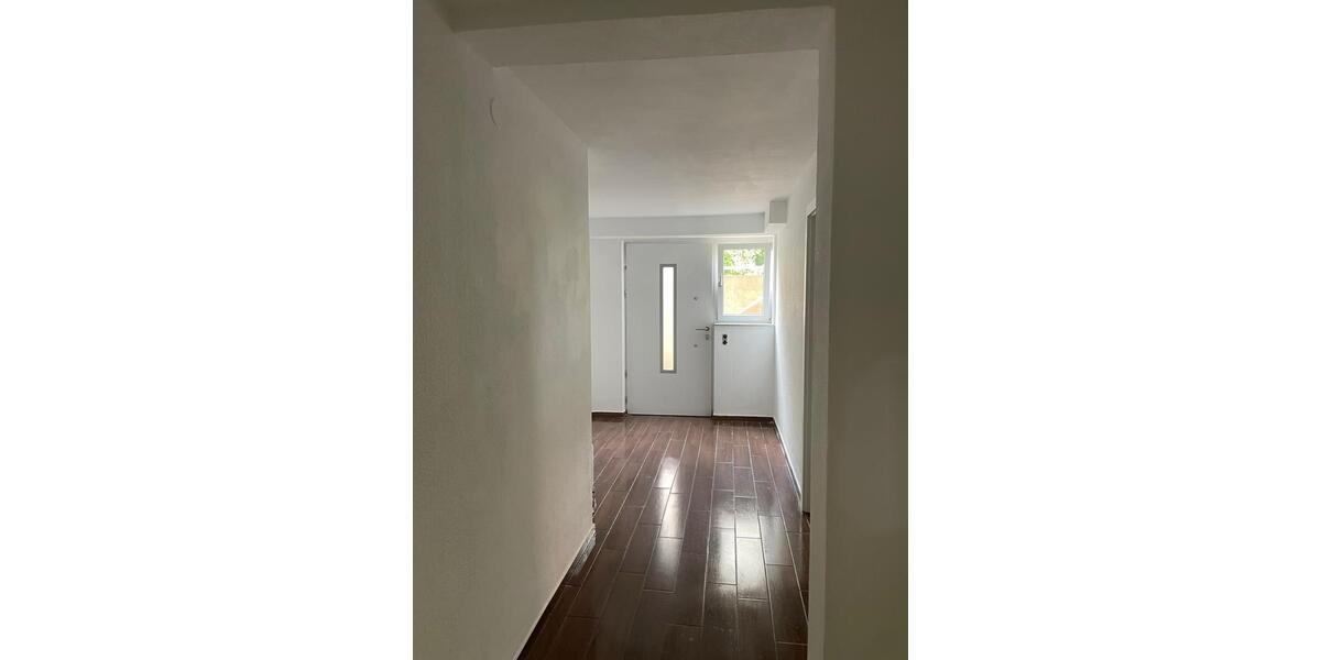 Etagenwohnung Tauberbischofsheim - 2 Zimmer, 85 m&sup2;, 650&euro; | Angebot:26293149
