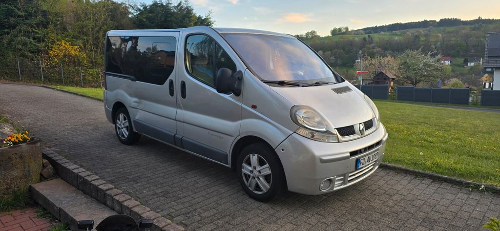 Opel Vivaro 305.000 km 4.500 &euro; Hilders 36115