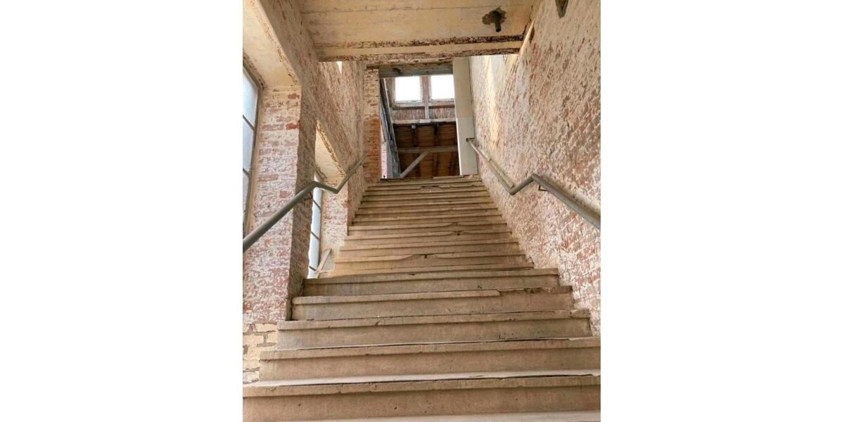 Einfamilienhaus Barth - 4 Zimmer, 450 m&sup2;, 250.000&euro; | Angebot:27162897