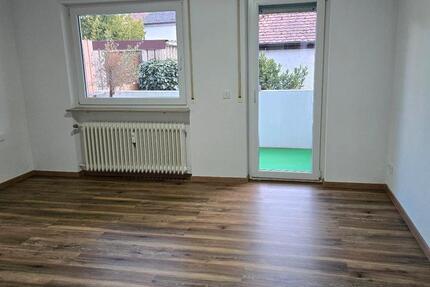 Vermiete Wohnung mit Garage