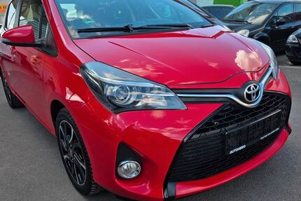 Toyota Yaris 99.051 km 7.900 &euro; Berlin 13055