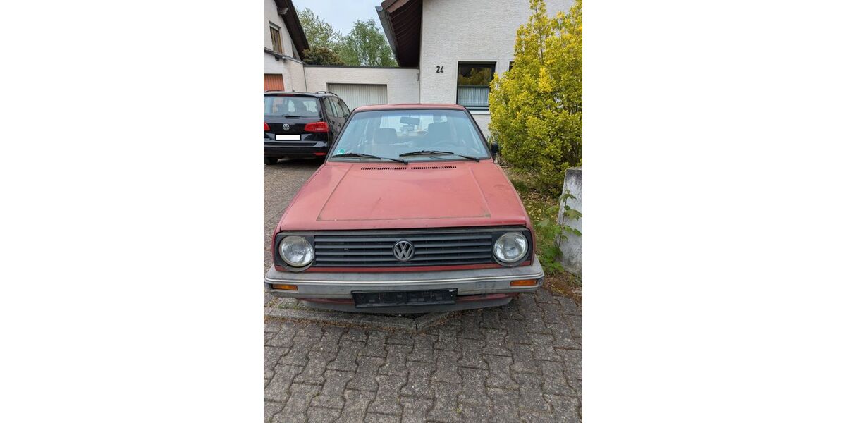 VW Golf 180.000 km 2.490 &euro; Swisttal 53913