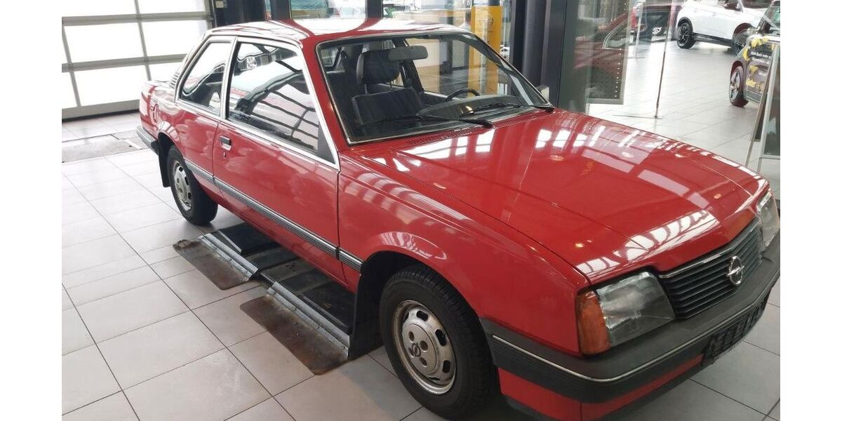 Opel Ascona 200.000 km 4.450 &euro; Lehrte 31275