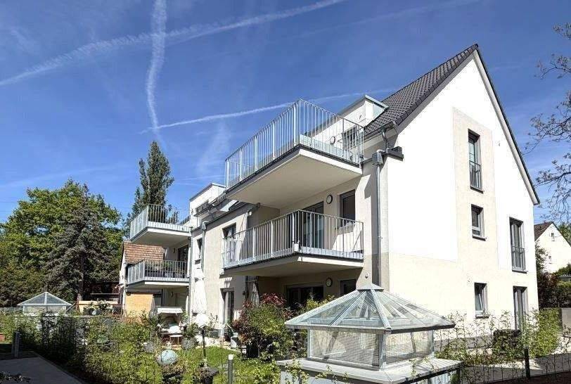 Etagenwohnung Wiesbaden Biebrich - 2 Zimmer, 64 m&sup2;, 449.000&euro; | Angebot:26804188
