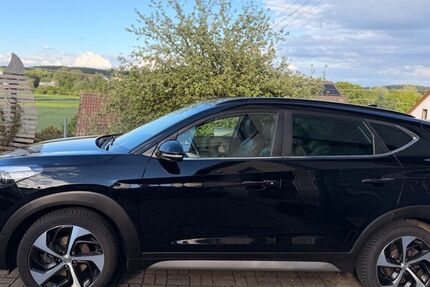 Hyundai TUCSON 98.000 km 17.700 &euro; Großkötz 89359