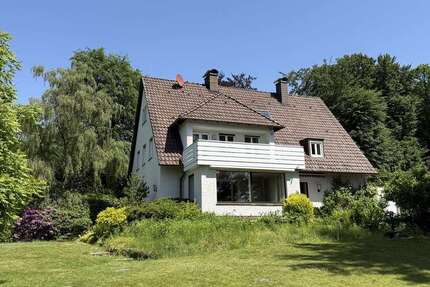 Haus Steinhagen - 8 Zimmer, 240 m&sup2;, 825.000&euro; | Angebot:26845390