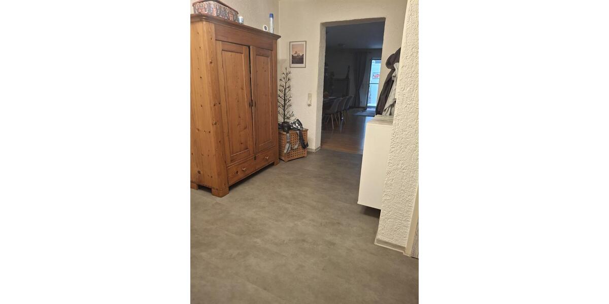 Erdgeschoßwohnung Ganderkesee - 4 Zimmer, 123 m&sup2;, 189.000&euro; | Angebot:25393926