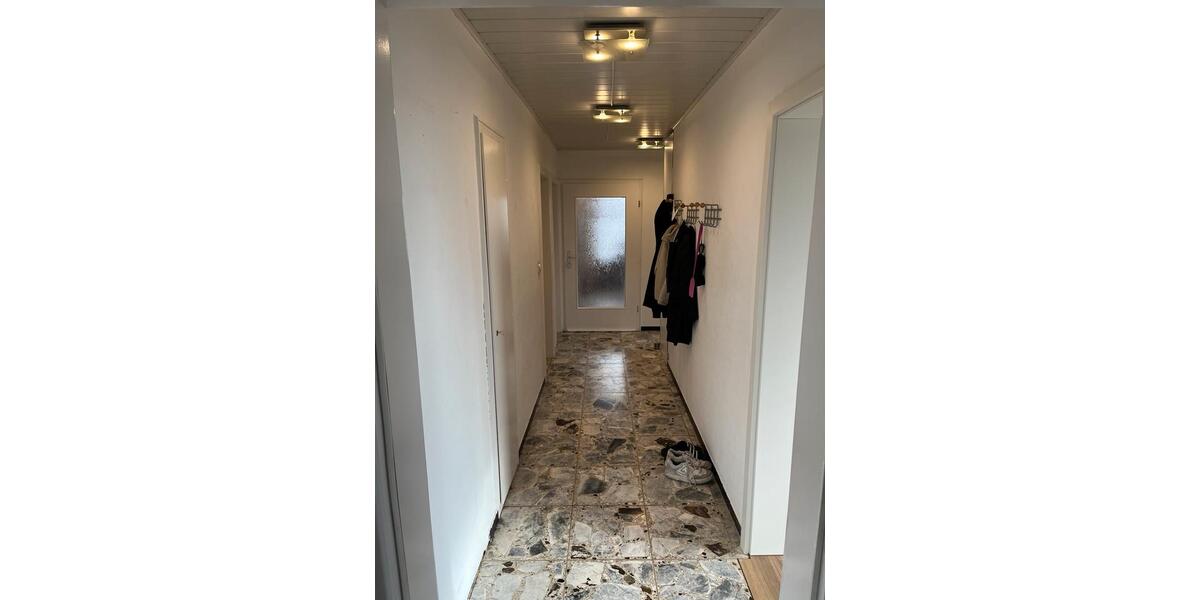 Etagenwohnung Schauenburg - 4 Zimmer, 100 m&sup2;, 1.000&euro; | Angebot:25172640