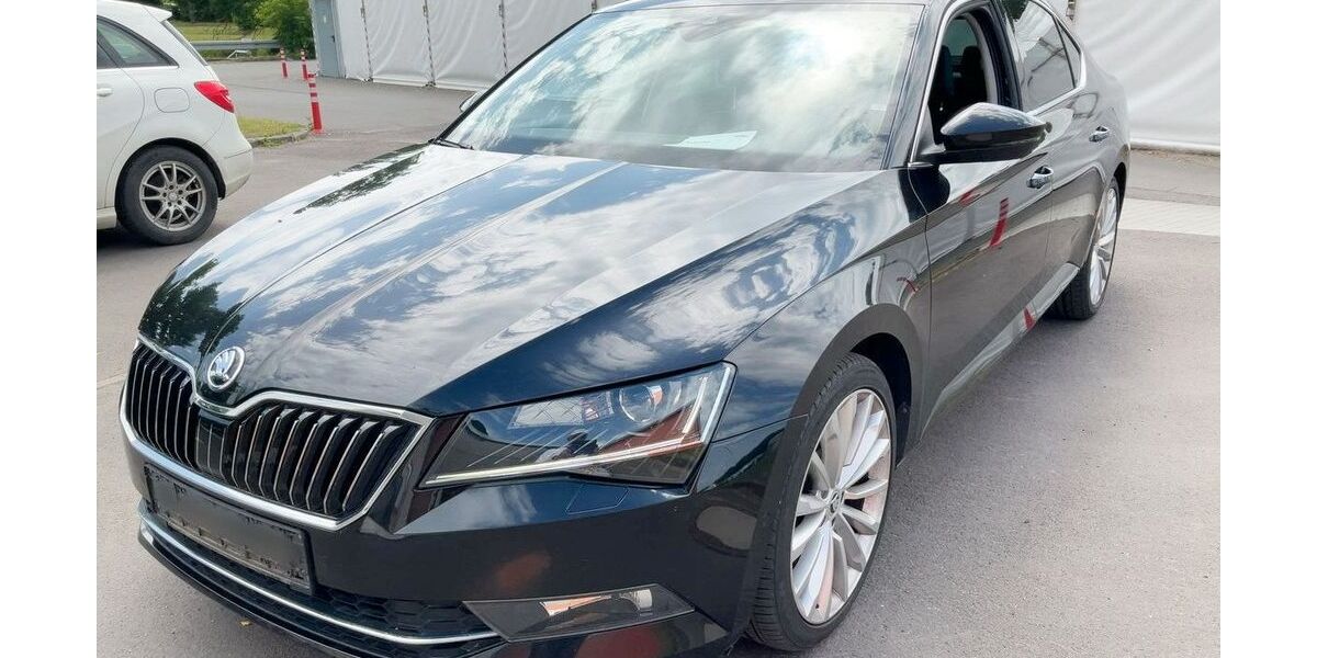 Skoda Superb 144.437 km 9.500 &euro; Ilmenau 98693