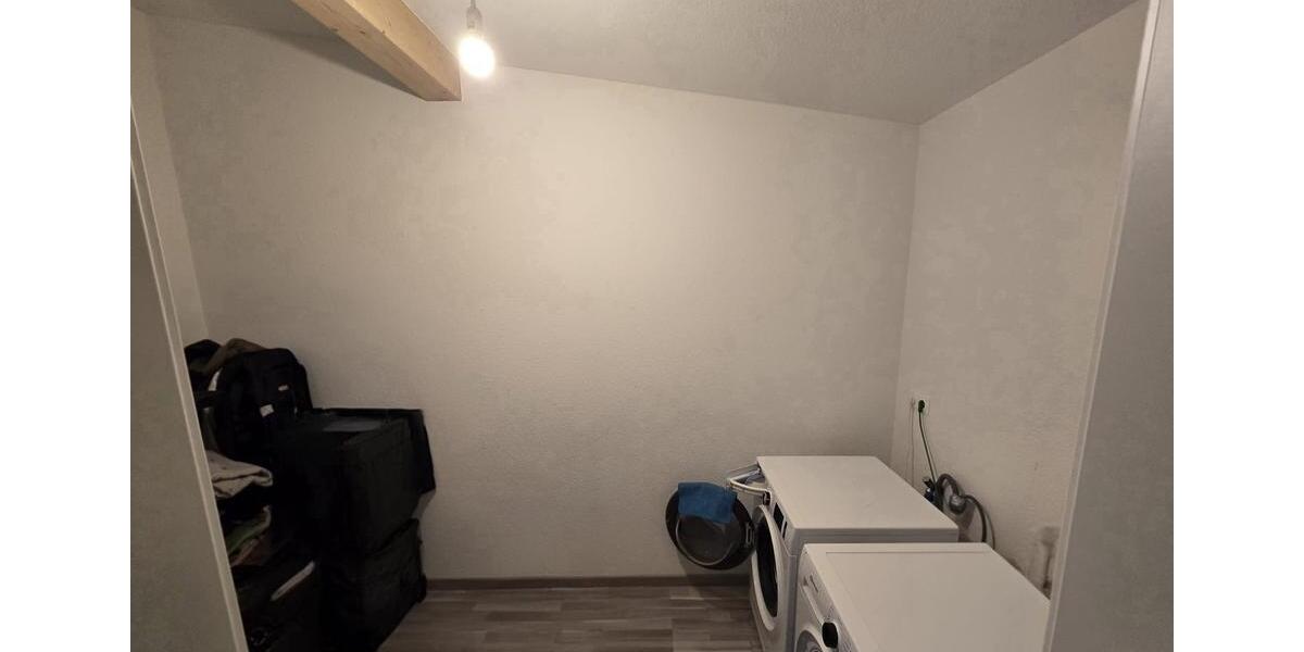 Doppelhaushälfte Wald - 6 Zimmer, 120 m&sup2;, 1.430&euro; | Angebot:26233225