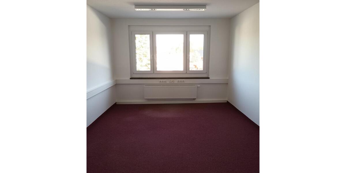 Gewerbeobjekt Hörselberg-Hainich Hainich - 500&euro; | Angebot:18250247