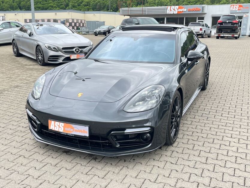 Porsche Panamera 135.473 km 59.800 € Heidenheim - Schnaitheim 89520