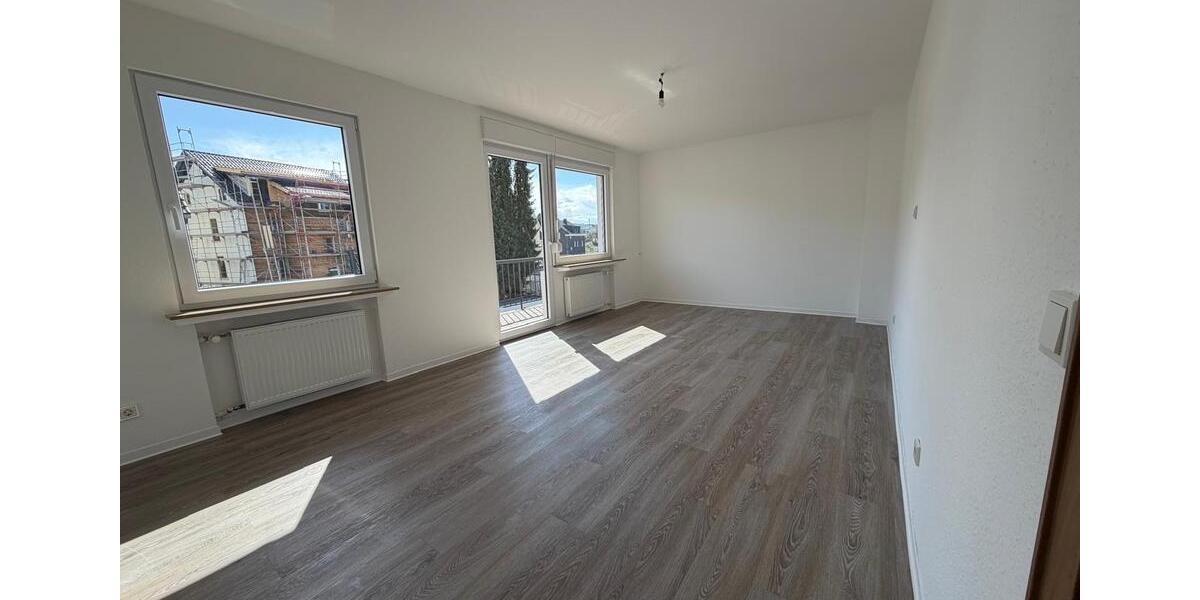 Einfamilienhaus Siegen Weidenau - 6 Zimmer, 111 m&sup2;, 1.450&euro; | Angebot:26254377