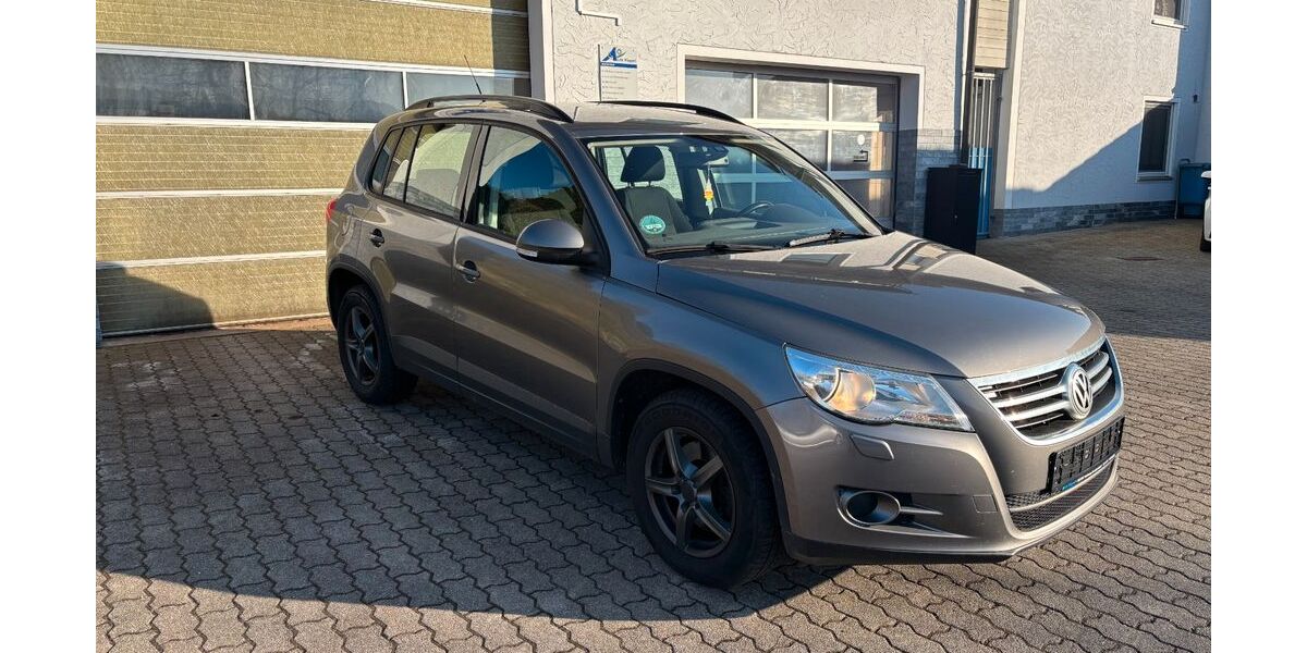 VW Tiguan 242.500 km 5.499 &euro; Velburg - Dantersdorf 92355