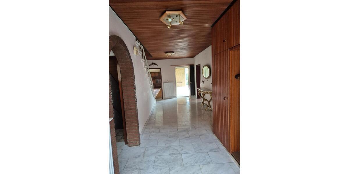 Einfamilienhaus Stockelsdorf - 9 Zimmer, 297 m&sup2;, 645.000&euro; | Angebot:25354281