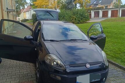 Fiat Punto 94.939 km 2.300 € Zwickau 08060