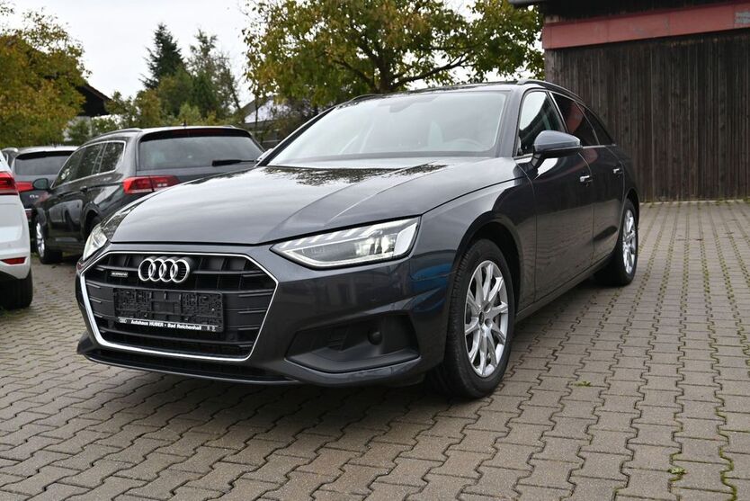 Audi A4 111.000 km 25.999 € Petting /Waging am See 83367
