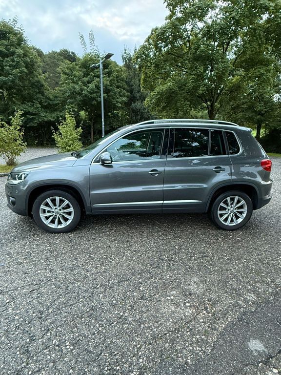 VW Tiguan 105.000 km 11.200 € Weilheim 82362