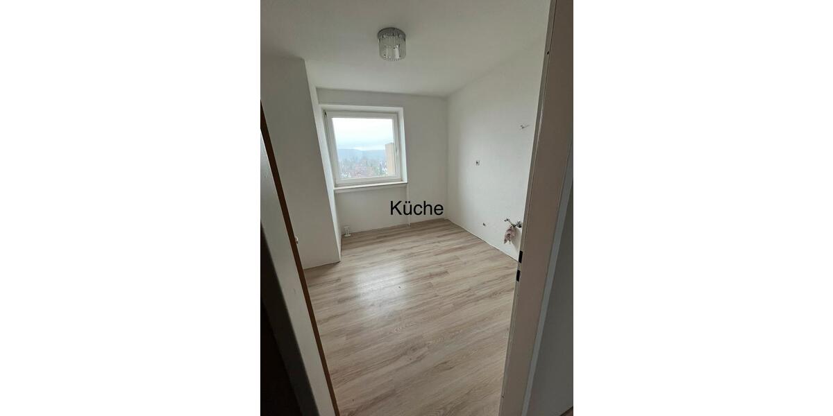 Etagenwohnung Hameln Kernstadt - 4 Zimmer, 83 m&sup2;, 125.000&euro; | Angebot:26150146