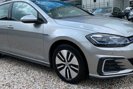 VW Golf 52.915 km 15.999 &euro; Berlin-Spandau 13597