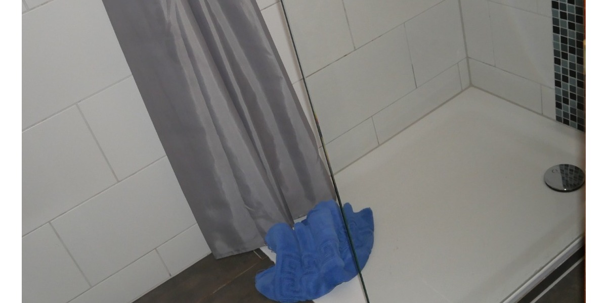 Etagenwohnung in Husum - mietfrei - 2 Zimmer mit Süd-Balkon zu verkaufen! 2 zimmer